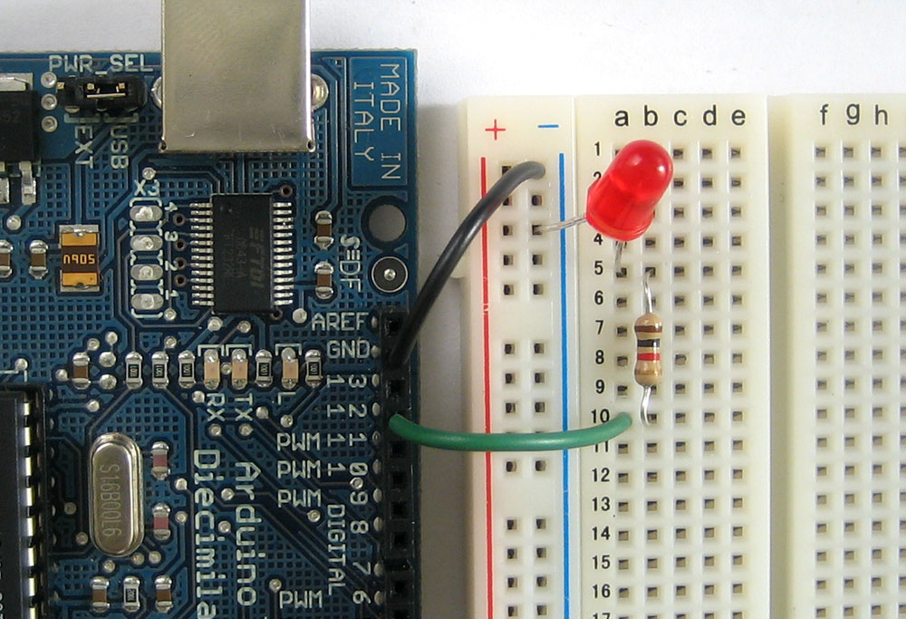 Arduino Tutorial - Lesson 3 - Breadboards and LEDs