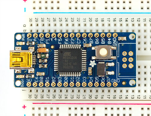 :products:atmega32u4breakout:headerplaced.jpg